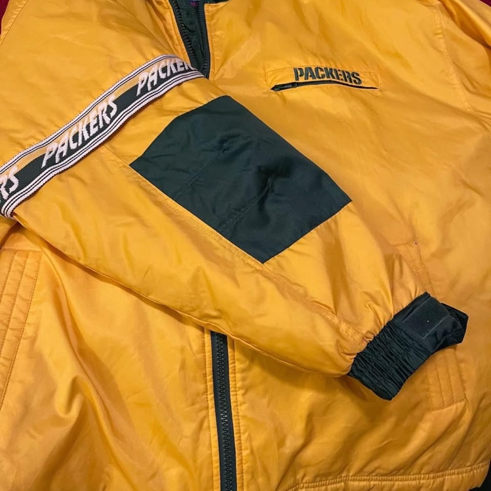 Pro Player Yellow and Dark Green Puffer Jacket